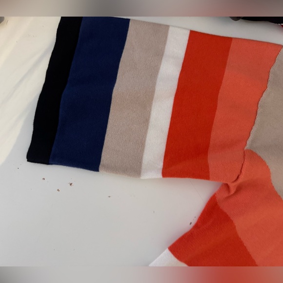 Trina Turk Sunset Sweater Size Medium - Picture 11 of 12